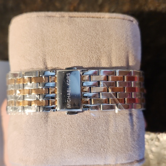 Michael Kors Watch women's - Picture 3 of 3